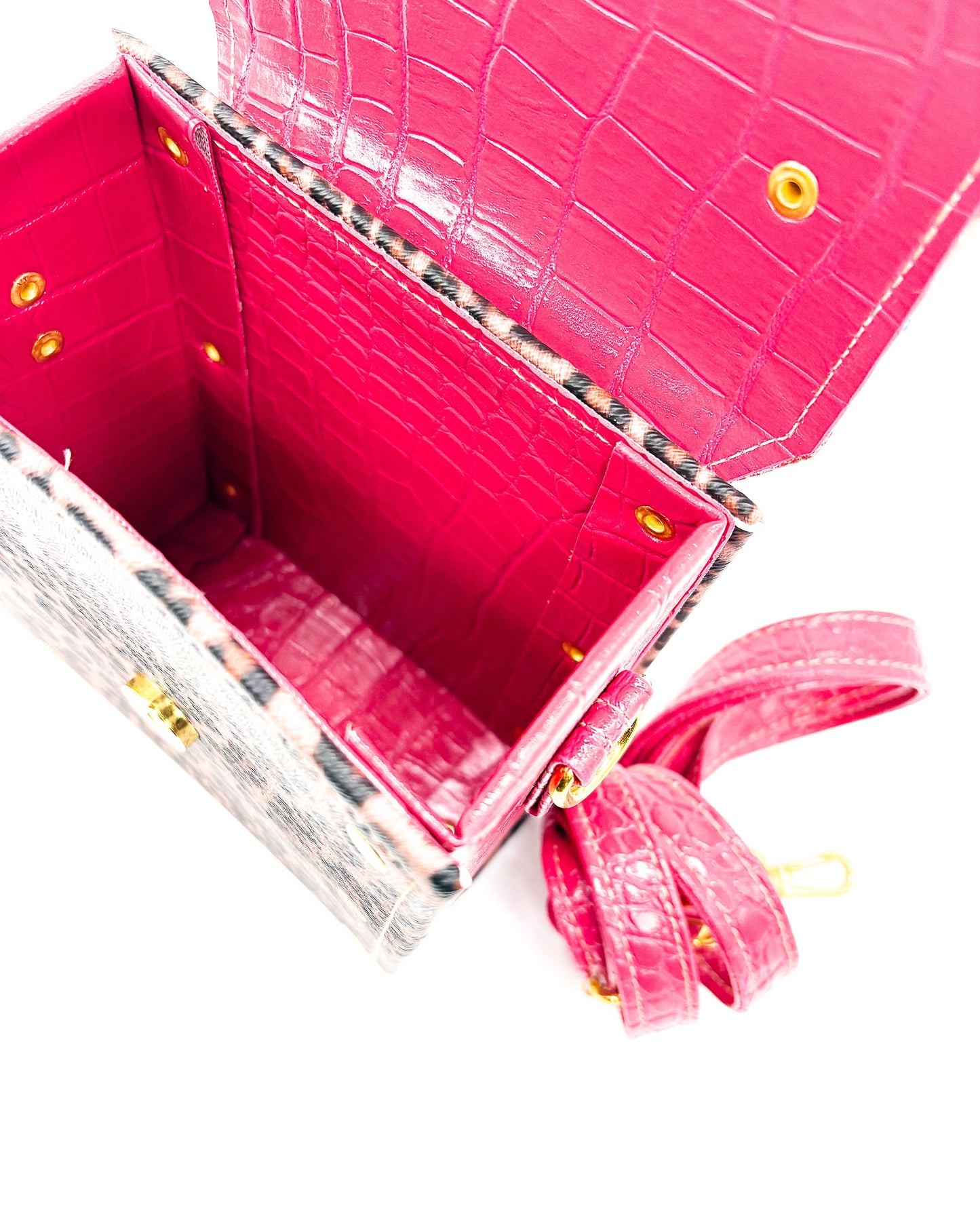 Yakira Leopard Argyle Print