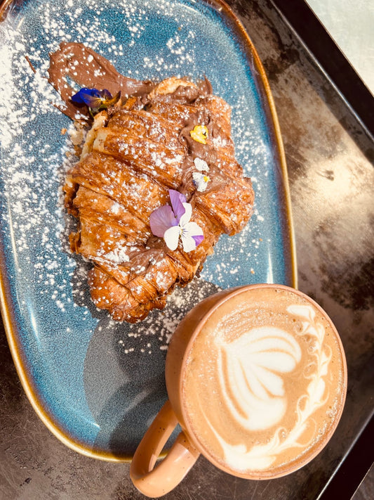 Plain Croissant With Nutella